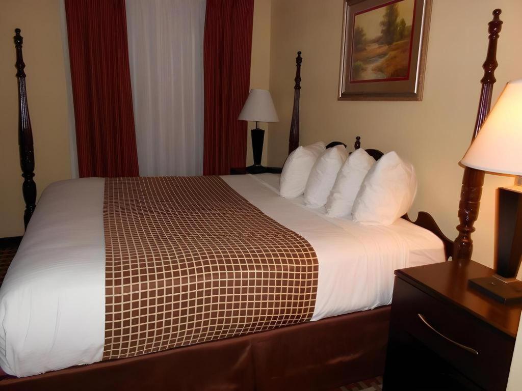 Surestay Plus Hotel Tarboro Dış mekan fotoğraf